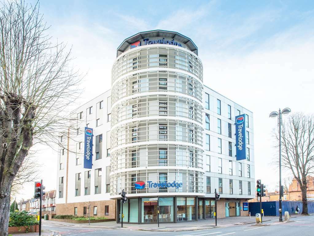 Travelodge London Hounslow Bagian luar foto